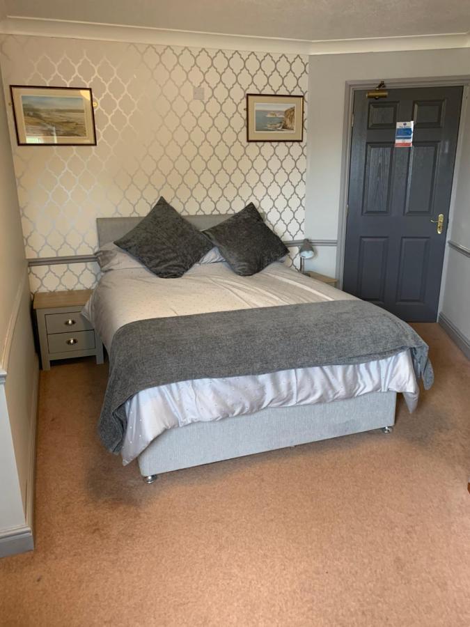 Tafarn Y Rhos Hotell Llangefni Exteriör bild