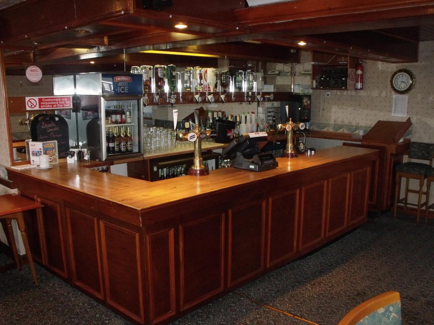 Tafarn Y Rhos Hotell Llangefni Exteriör bild